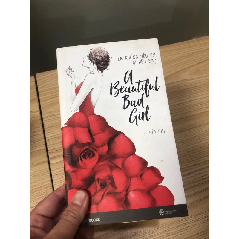 Em không yêu em, ai yêu em? - A beautifu bad girl 384977