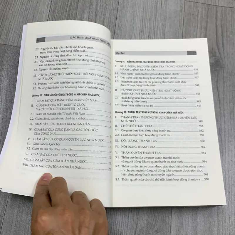 Giáo trình luật hành chính việt nam.  747235
