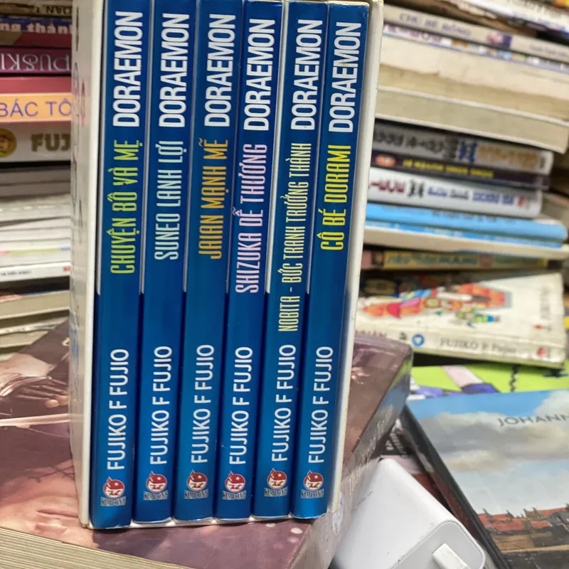 Box doraemon tuyển tập nhũng người thân yêu  589110