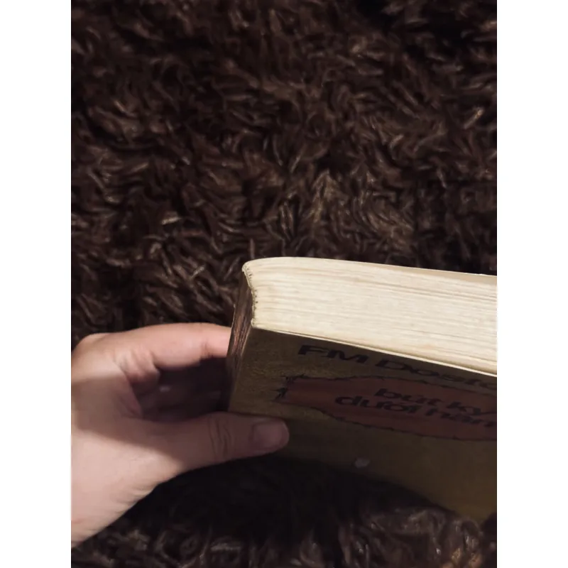 Bút ký dưới hầm 728169