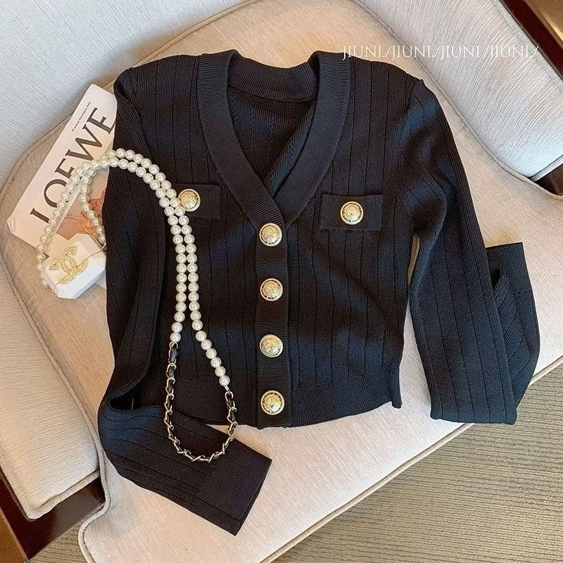Áo cardigan dệt kim nút vàng QCCC 520897