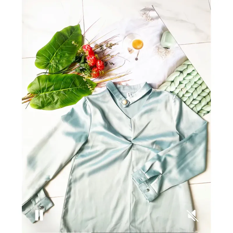 Áo lụa màu ngọc bích 992769