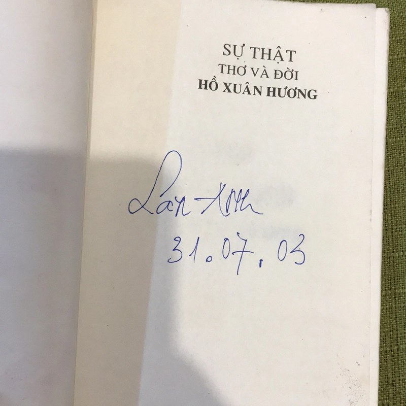 SỰ THẬT THƠ VÀ ĐỜI HỒ XUÂN HƯƠNG 522789