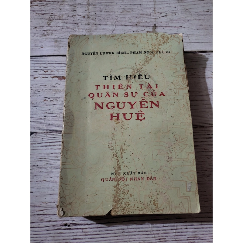 Tìm hiểu thiên tài quân sự của Nguyễn Huệ_  xuất bản 1971 334874