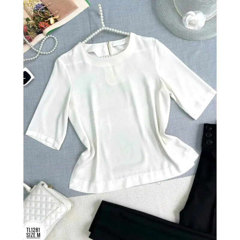 Vừa bán vừa tặng hàng thiết kế và hàng hiệu 594641