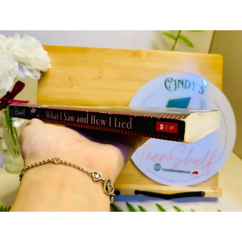 [Sách tiếng Anh 2hand] Like new 90% - 🌺 What I Saw and How I Lied – Judy Blundell 🕯️ 731079