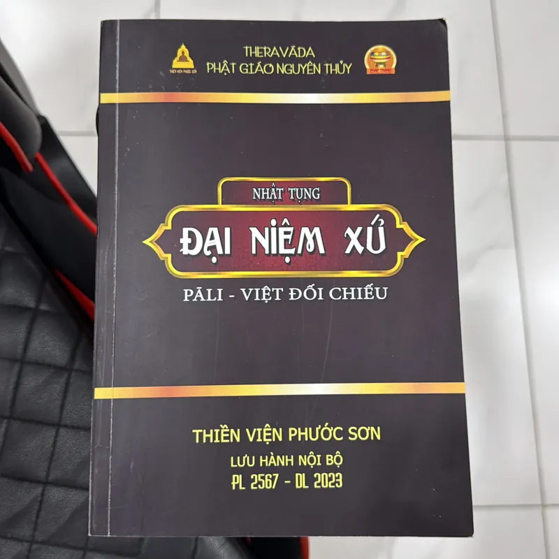 Sách Nhật tụng Đại niệm xứ 601888