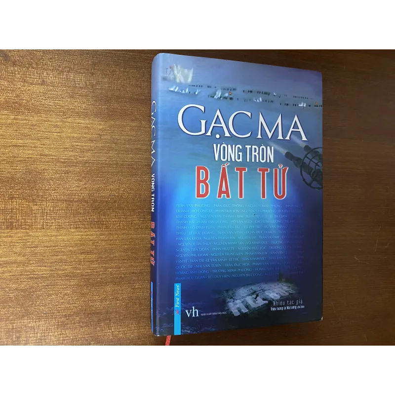 Gạc ma- vòng tròn bất tử- có chữ ký  1023832