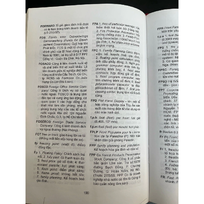 Từ điển chữ viết tắt thông dụng Việt-Anh-Pháp - Lê Nhân Đàm 783693