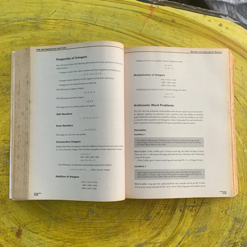 THE OFFICIAL SAT STUDY GUIDEtm 1031809