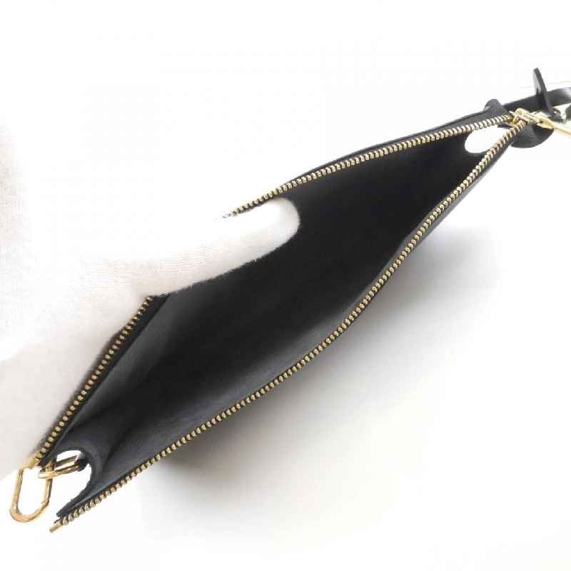 Túi đeo chéo Louis Vuitton Epi Pochette Accessoires 24cm M52942 620942