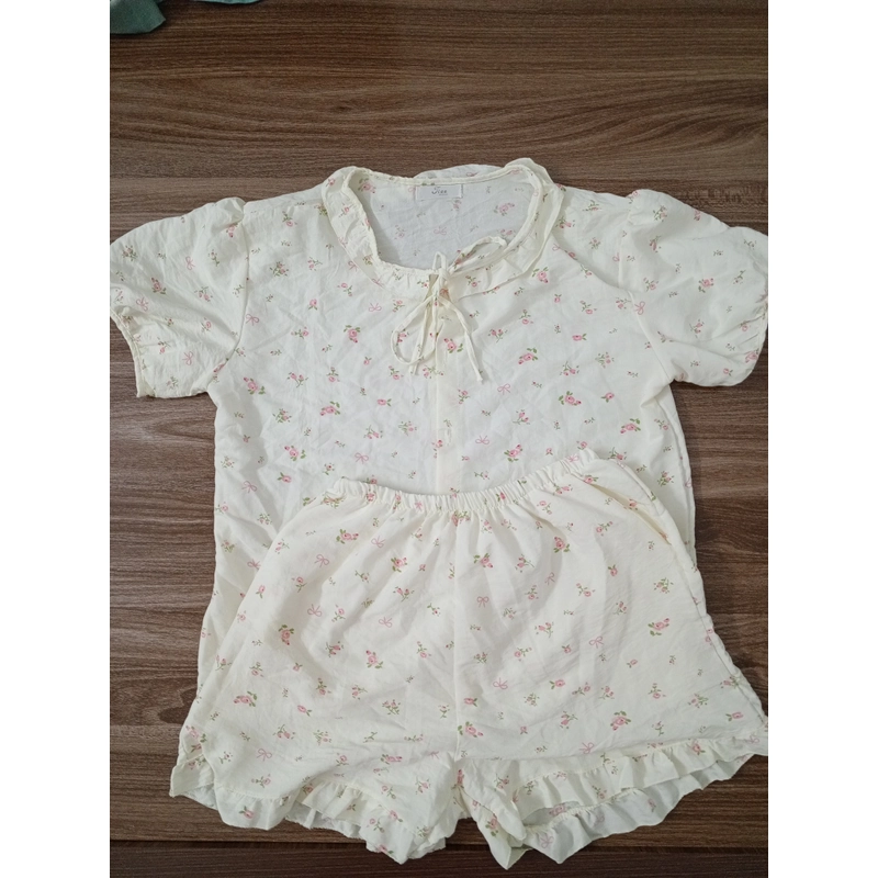 Bộ đồ ngủ hoa nơ  543250
