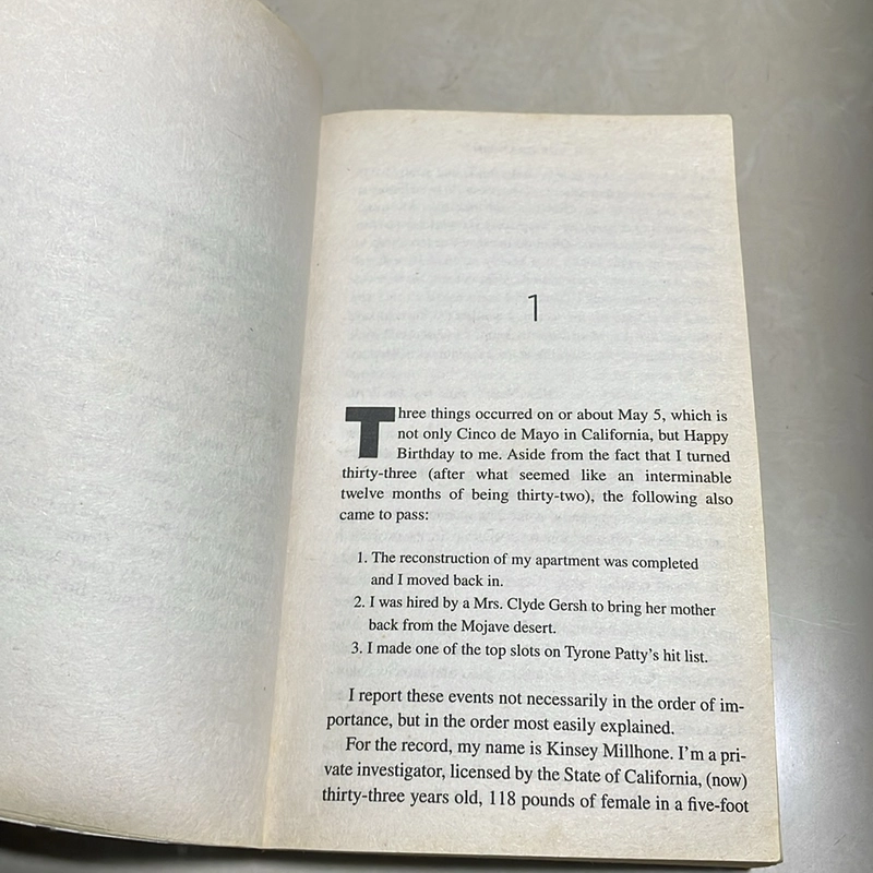 G is for Gumshoe - Sue Grafton 509301