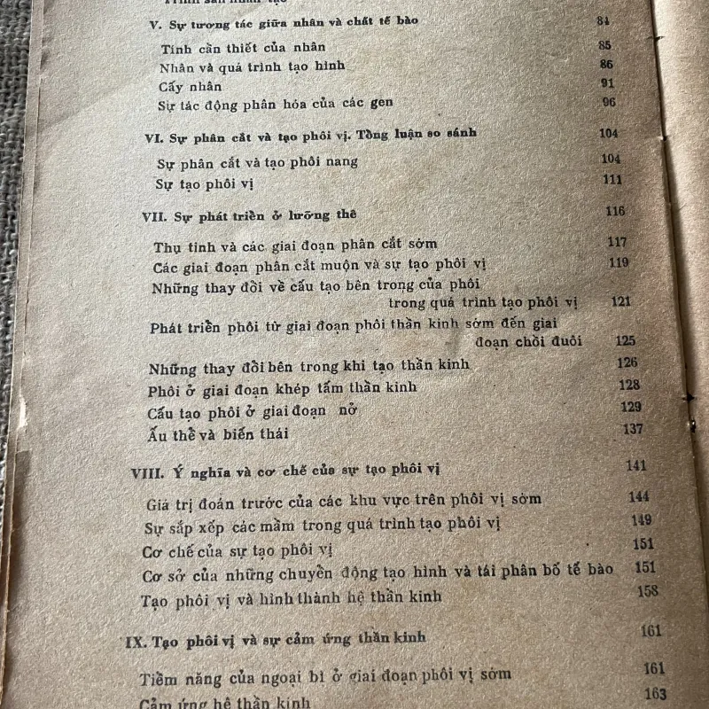 Phôi sinh học hiện đại -CHARLES W. BODEMER 789622
