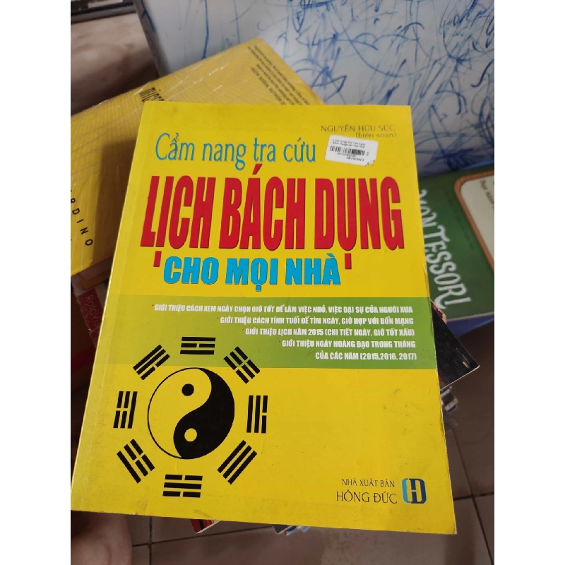 (TẶNG BOOKMARK) Cẩm nang tra cứu lịch bách dụng cho mọi nhà 940596