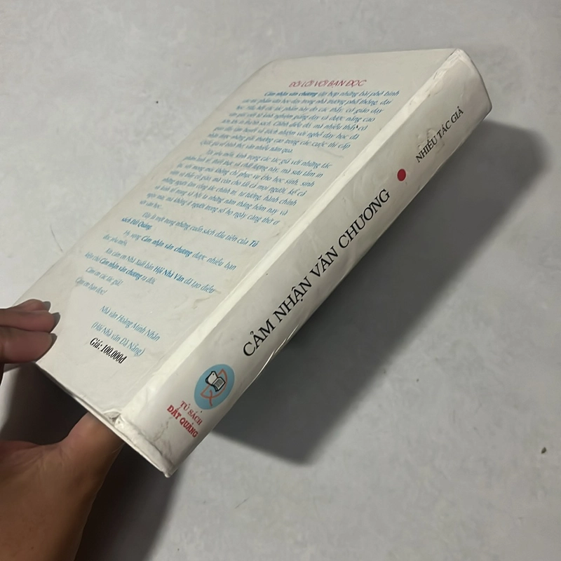 Cảm nhận văn chương (Bìa cứng) 528187