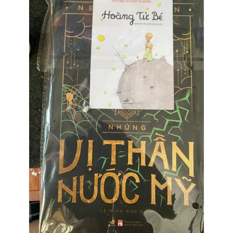 Những vị thần nước Mỹ 474878
