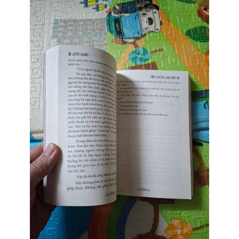 Tấm Gương Hai Mặt 789676