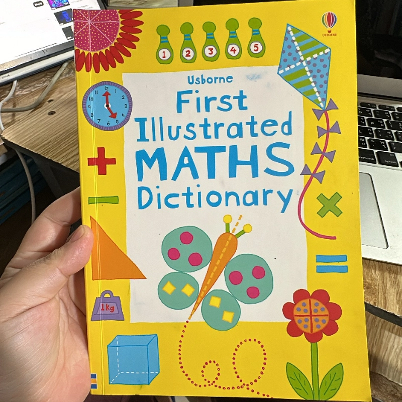 First Illustrated Maths Dictionary 336739