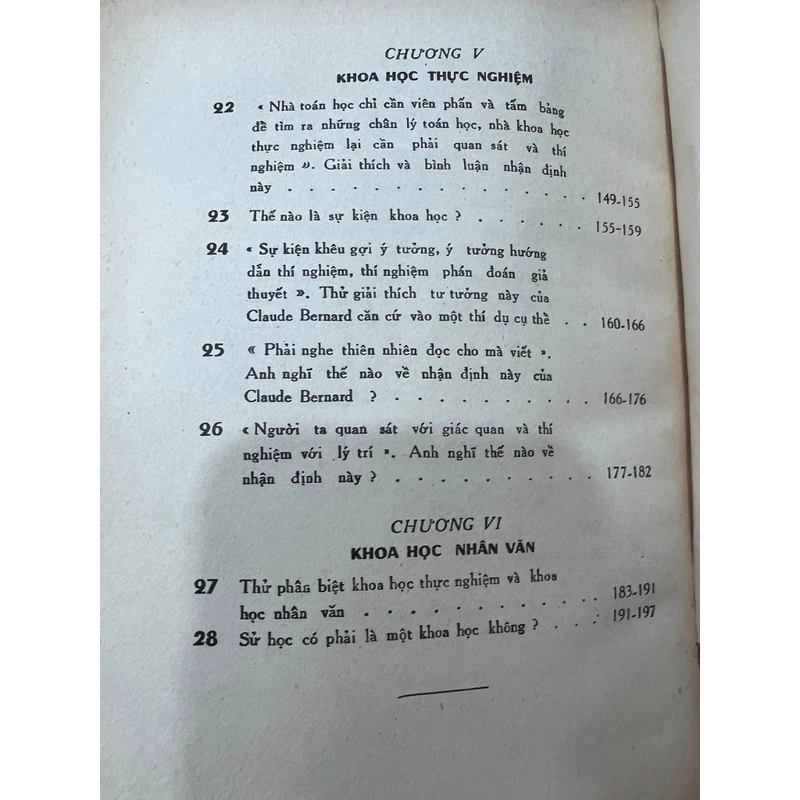 LUẬN TRIẾT HỌC 210857