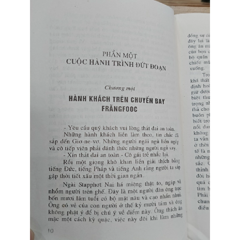 Hành khách quá cảnh Frawngfooc - Agatha Christie (Phan Vũ Đăng dịch) 470623