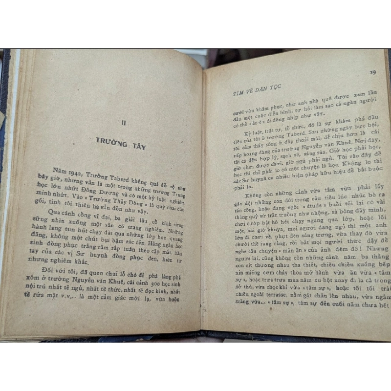 Tìm về dân tộc - Lý Chánh Trung 431061