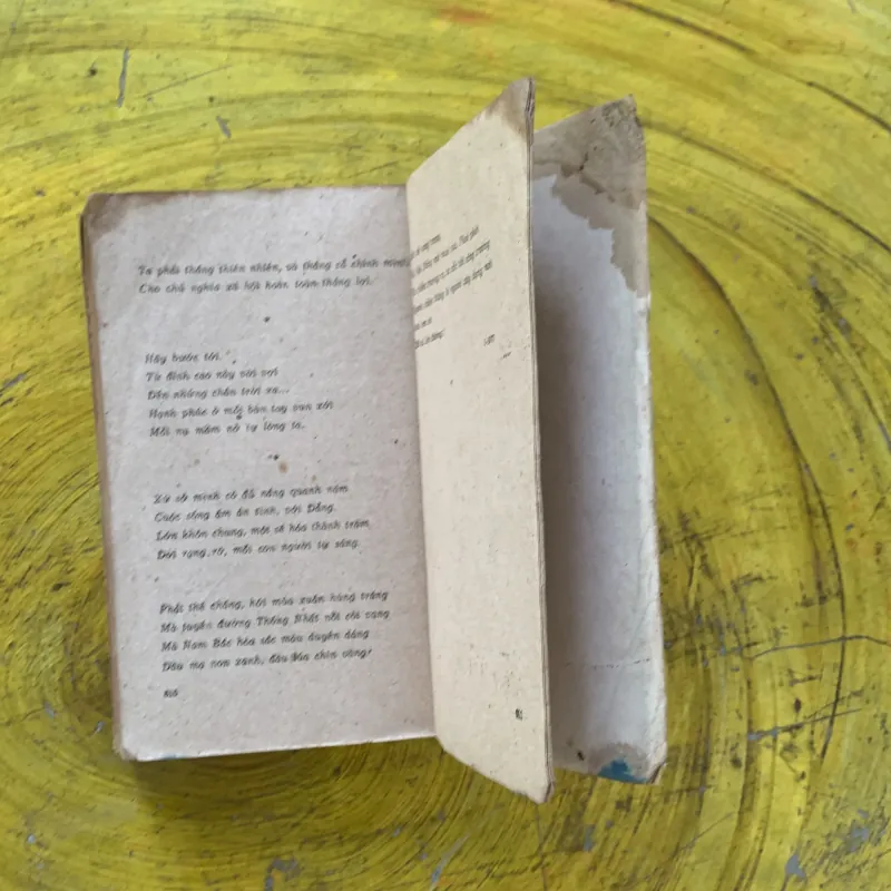 TỐ HỮU TÁC PHẨM ( THƠ ) 1029344