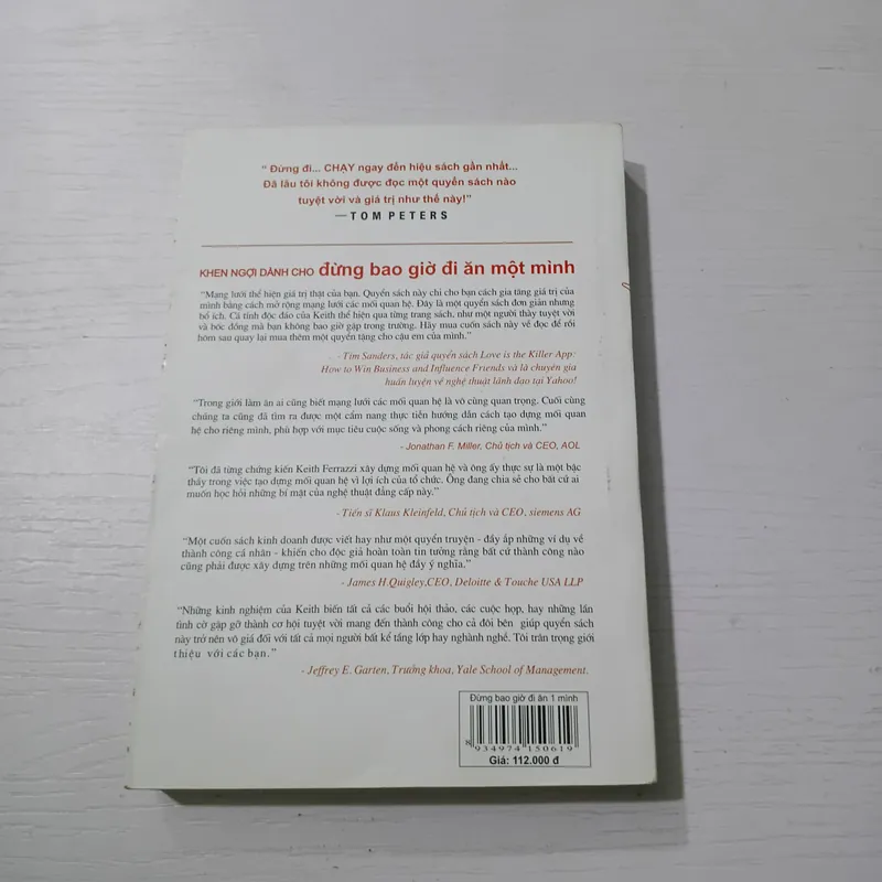 Đừng bao giờ đi ăn một mình - Nhiều tác giá 726660