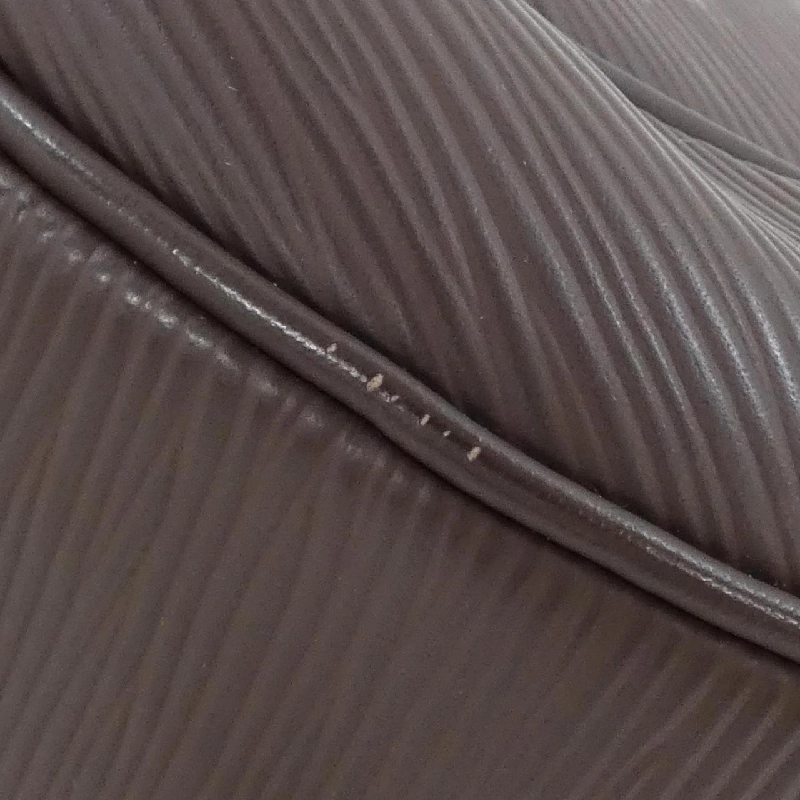 Túi Louis Vuitton Epi Danura MM M5910D 617805