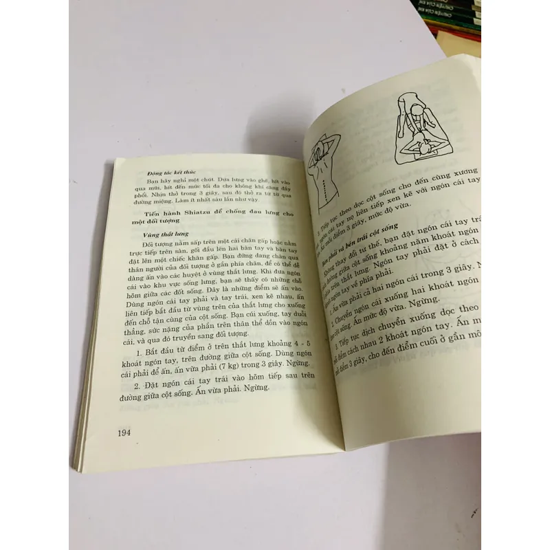 BẤM HUYỆT ĐỂ GIỮ SỨC KHOẺ VÀ VẺ ĐẸP  597825