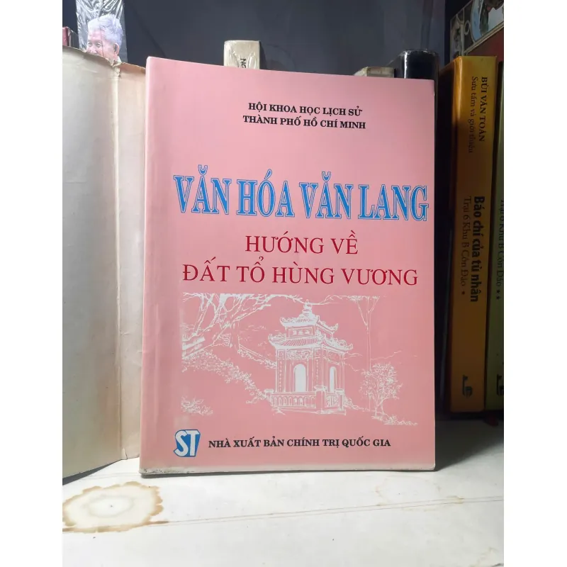 SÁCH VĂN HÓA VĂN LANG HƯỚNG VỀ ĐẤT TỔ HÙNG VƯƠNG 1031563