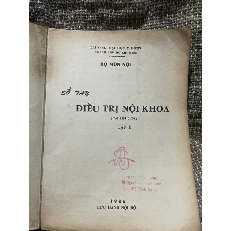 Sổ tay điều trị nội khoa 2, sách Dịch từ tiếng Anh, hơn 400 trang  1010007