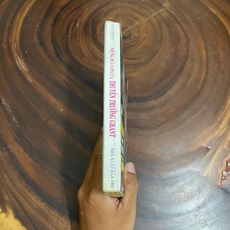 II Tựa sách: Những Đứa Con Của Thuyền Trưởng Grant - JULES VERNE - 1996 441533