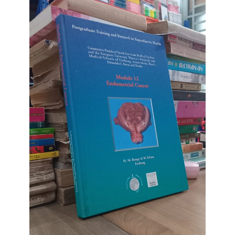 Postgraduate Training and Research in Reproductive Health 1029394