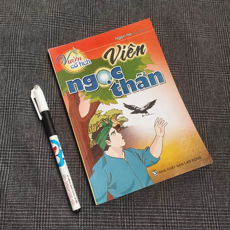(Vườn cổ tích) Viên ngọc thần - Ngọc Hà (sưu tầm) - NXB Lao Động 686698