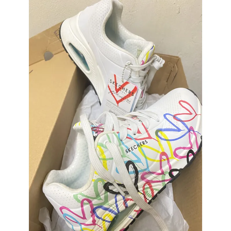 Giày thể thao Skeckers (size 7 US) chính hãng  800357