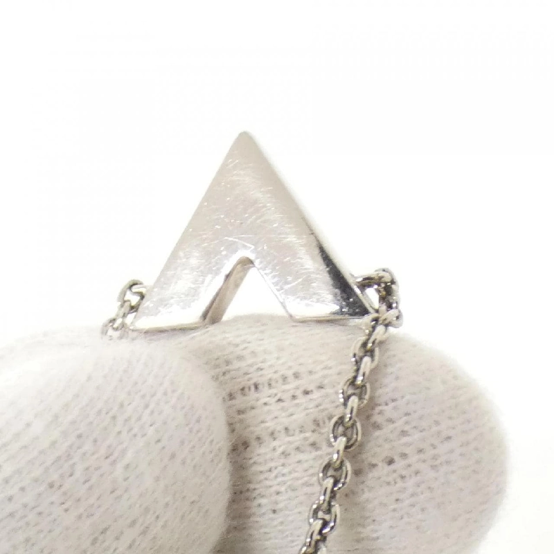 Vòng tay Louis Vuitton Essential V M63198 626030