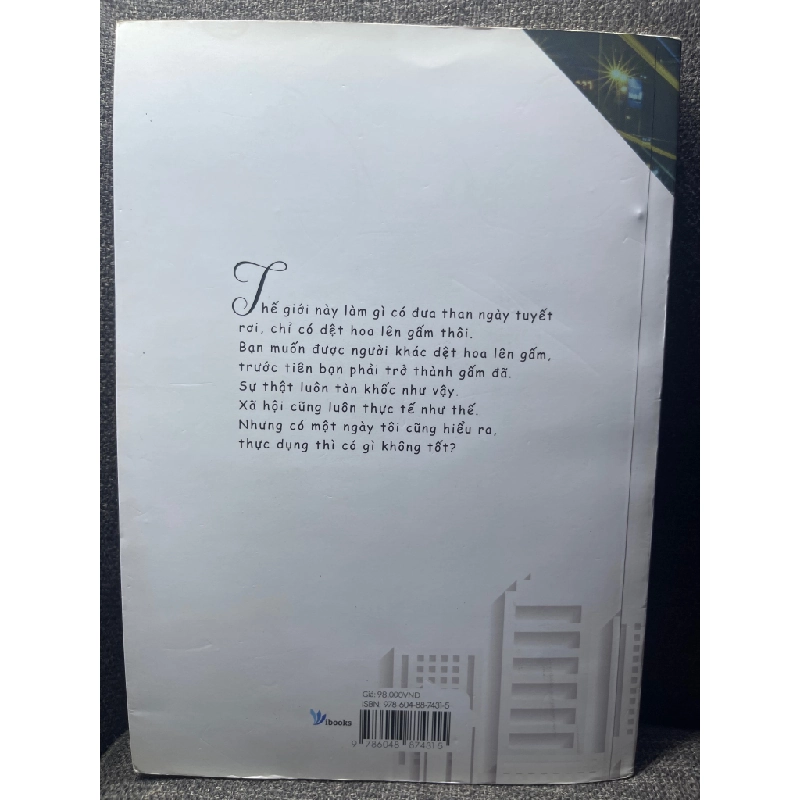 Sống thực tế giữa đời thực dụng Mễ Mông 2019 mới 80% bẩn viền HPB 1105 451386