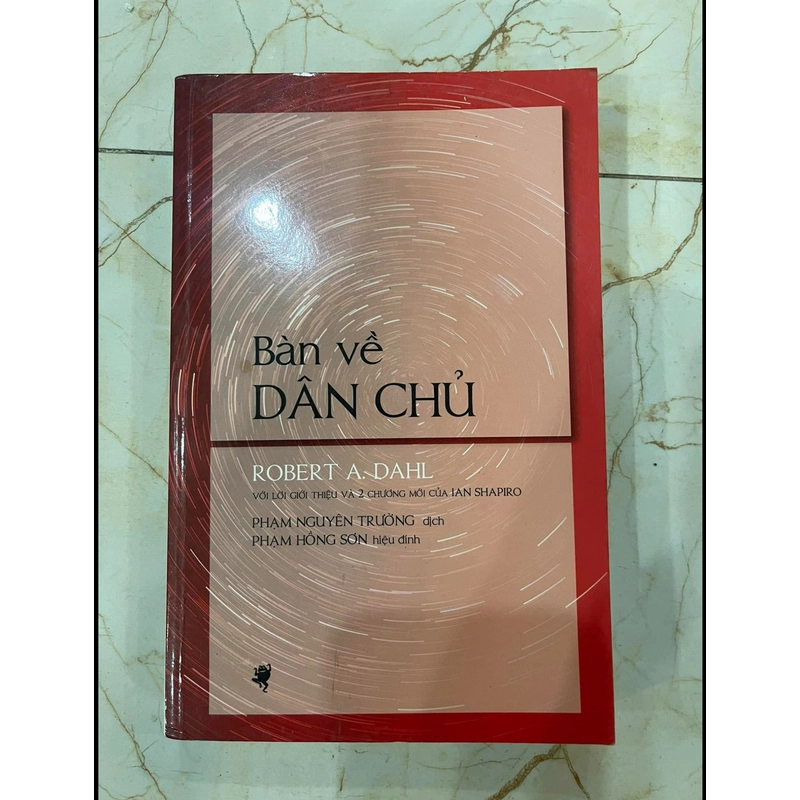 Bàn về dân chủ 306222