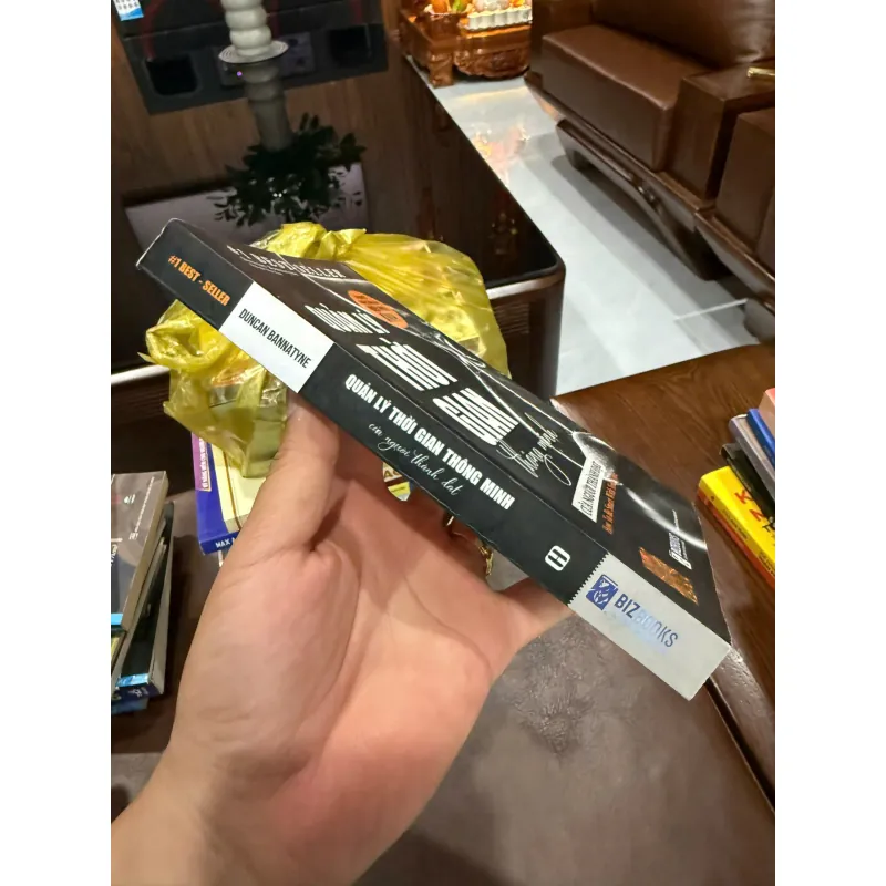QUẢN LÝ THỜI GIAN THÔNG MINH CỦA NGƯỜI THÀNH ĐẠT – Duncan Bannatyne- K5 1032918