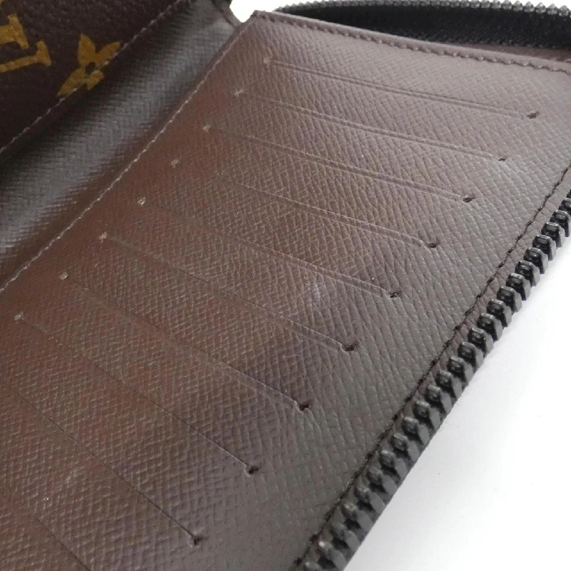 Ví Zippy Monogram Louis Vuitton M82799 620809