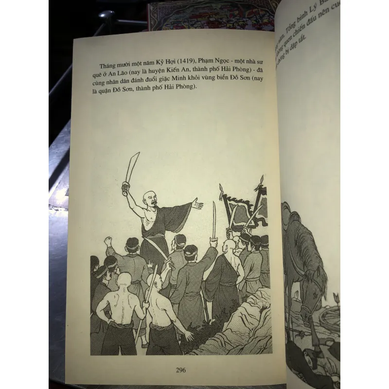 Lịch sử Việt Nam bằng tranh tập 6 Thời nhà Hồ - Trần Bạch Đằng 778459