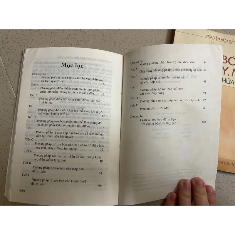 Combo 2 sách: Xoa bóp đầu – gáy – mặt & Tự xoa bóp trị liệu sức khỏe  1000963