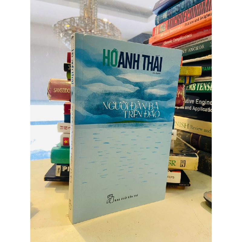 Người đàn bà trên đảo - Hồ Anh Thái 161810
