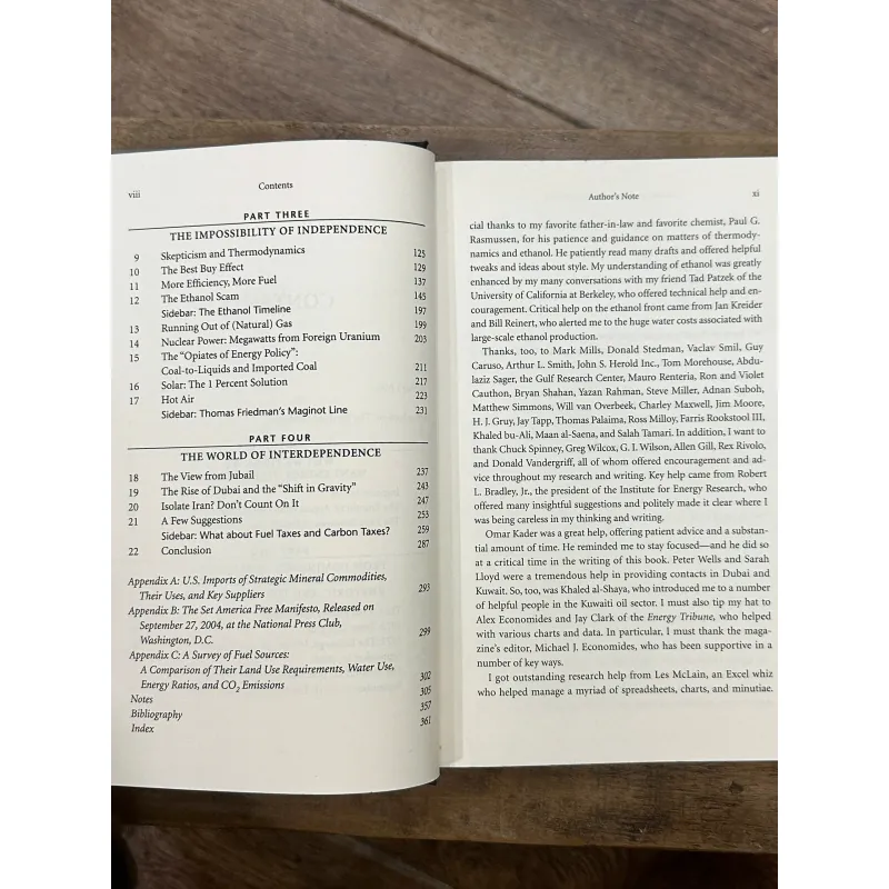 Gusher of Lies: The Dangerous Delusions of "Energy Independence" - Robert Bryce 734876