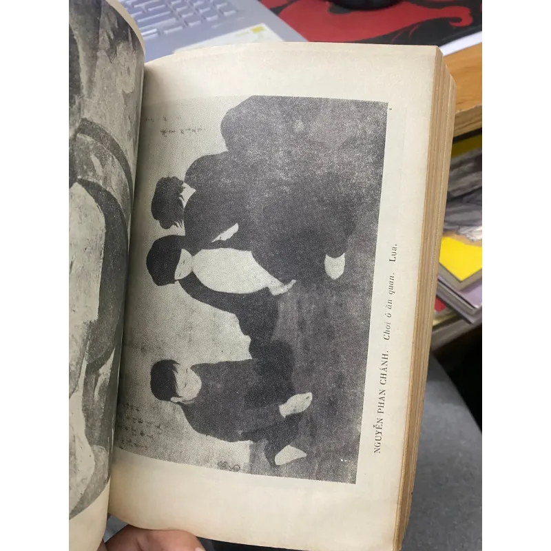 Lược Sử Mỹ Thuật Việt Nam_Nguyễn Phi Hoanh_Sách giá trị, nhiều họa sỹ Mỹ thuật Đông Dương 713462