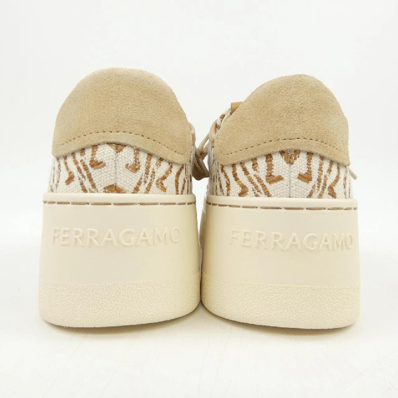 Giày sneaker FERRAGAMO - Hàng hiệu Authentic 828077