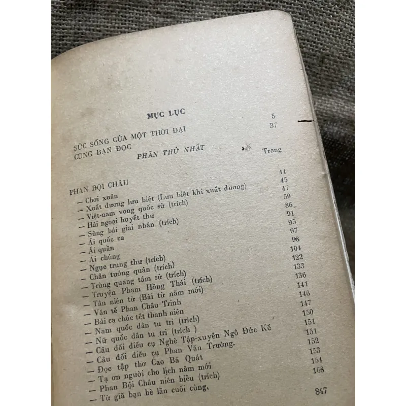  Thơ Văn yêu nước và cách mạng nửa đầu thế kỷ 20 933199