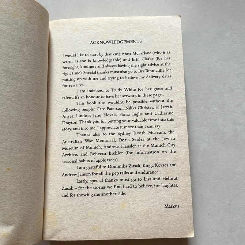 The book thief - Markus Zusak 673891