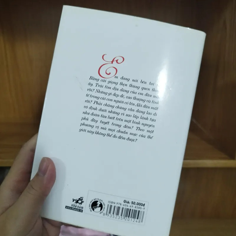 Tiếng gọi tình yêu giữa lòng thế giới 702838